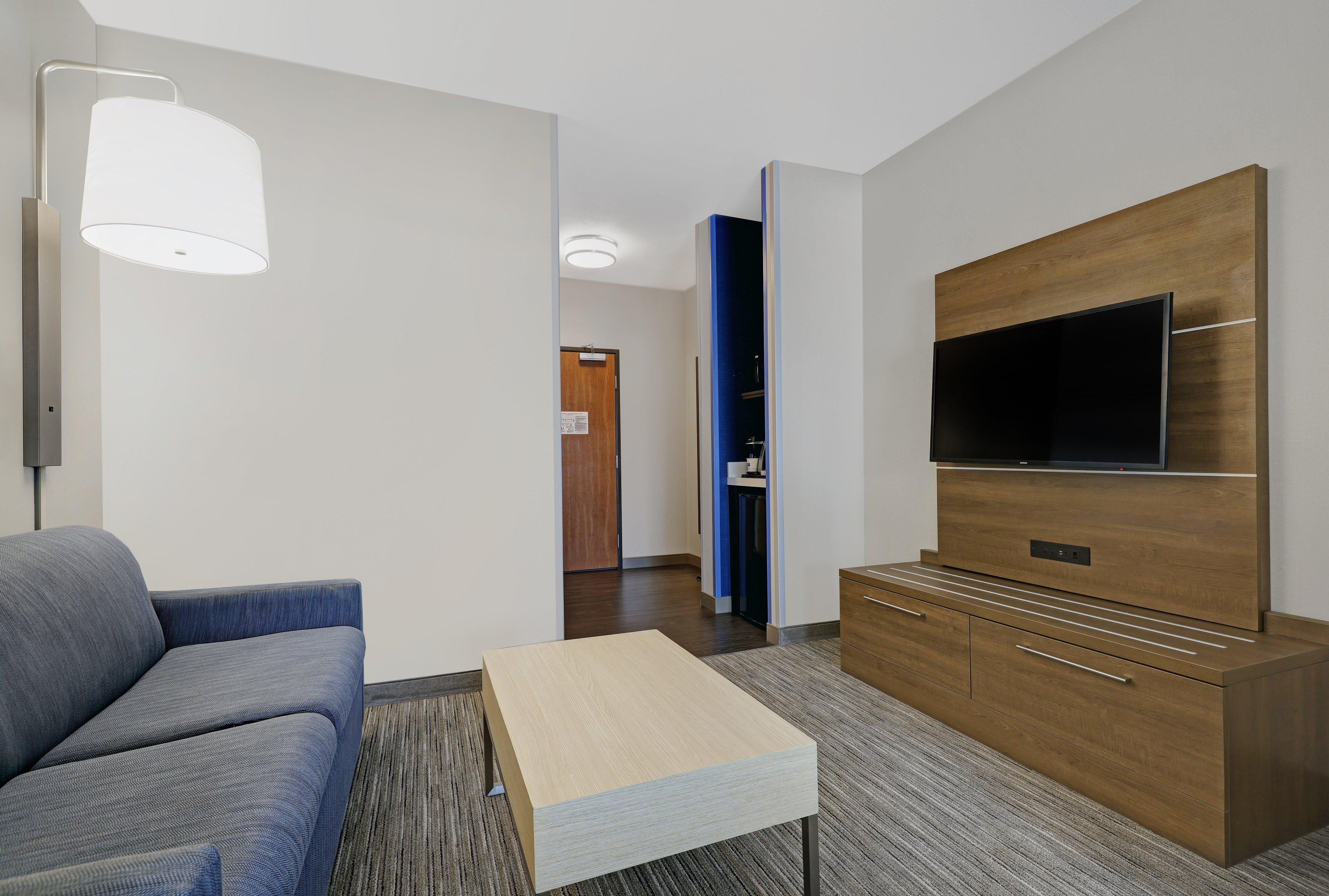 Holiday Inn Express Newport By Ihg Eksteriør billede