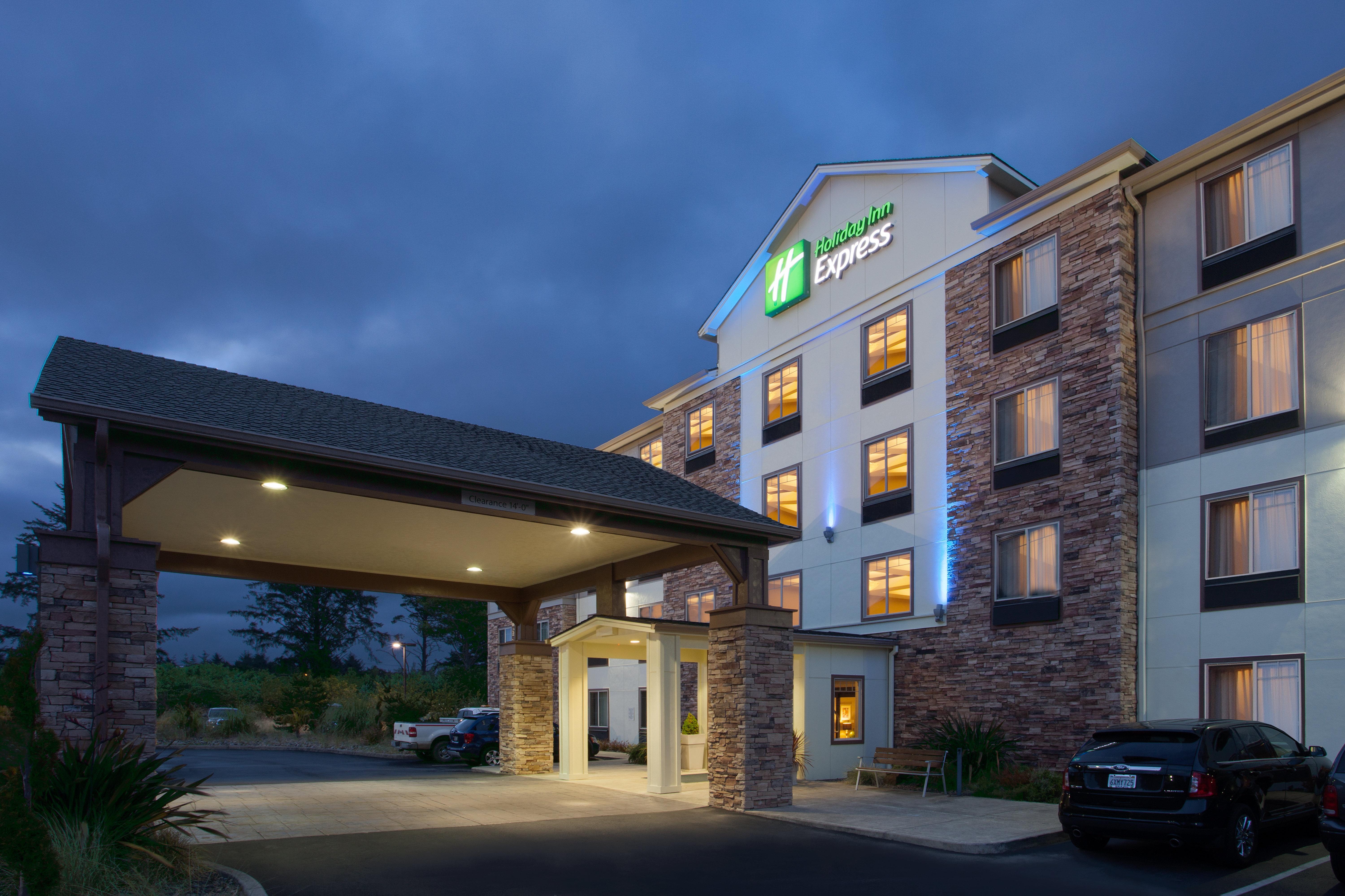 Holiday Inn Express Newport By Ihg Eksteriør billede