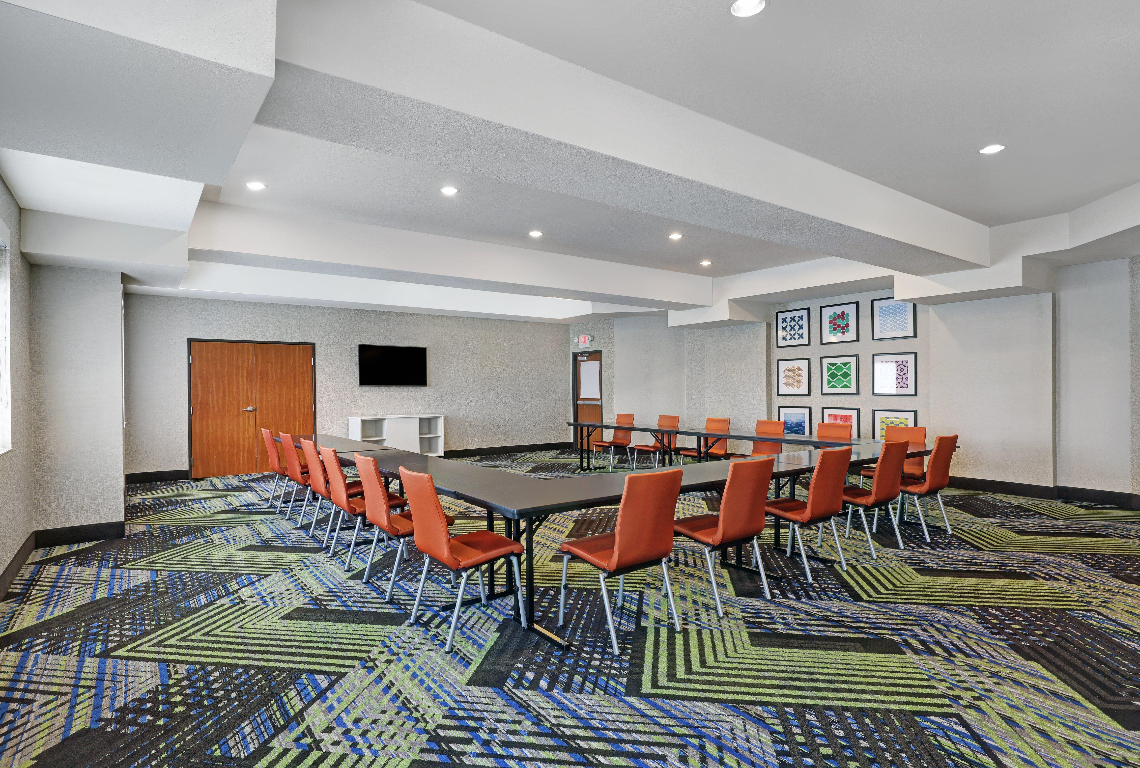 Holiday Inn Express Newport By Ihg Eksteriør billede