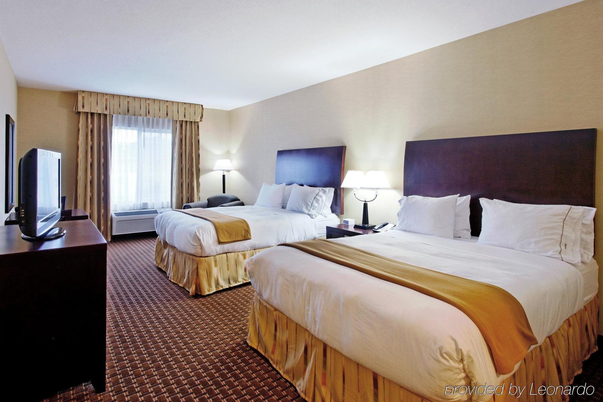 Holiday Inn Express Newport By Ihg Eksteriør billede