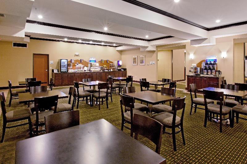 Holiday Inn Express Newport By Ihg Eksteriør billede